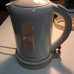 The kettle was to be connected via a current sensor which would recognise when the appliance was drawing current or not.